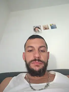 lebarbu69020 (Ask my age) - Ejaculer