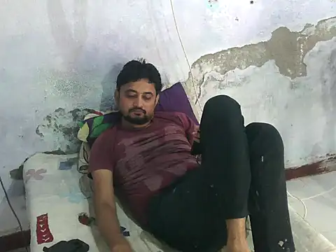 ROCOGUJUBULL live cam