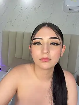 LilithHarperr_ webcam