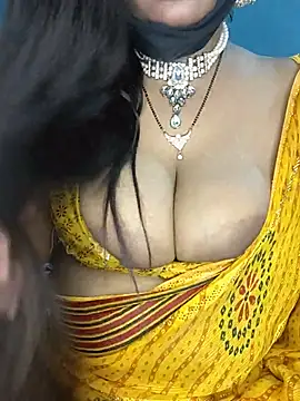 long_hair_queen (F young) - Oli boobs