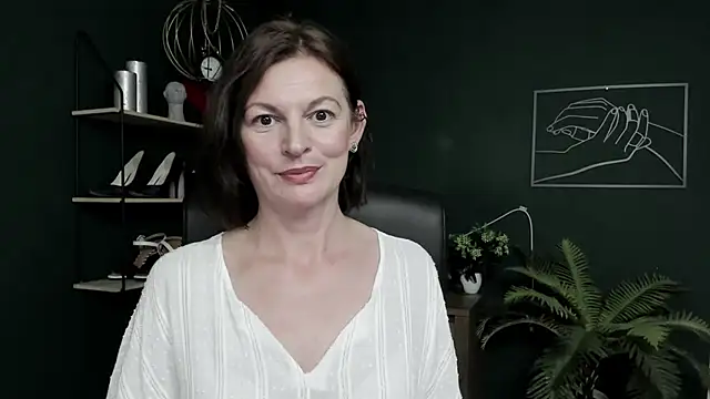 VivianWILD live cam on StripChat
