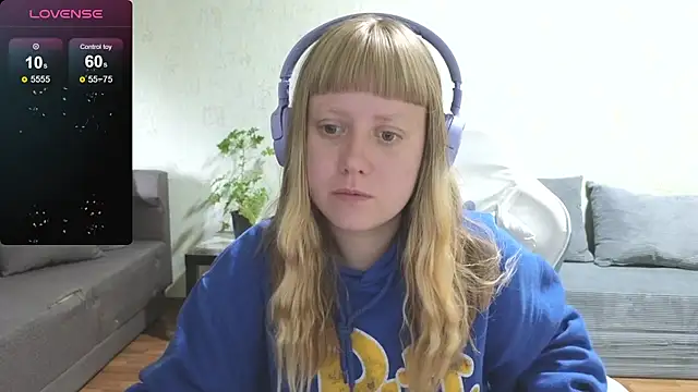 June_shy0 live cam on StripChat