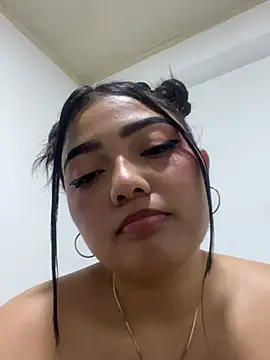 ArianaRougee webcam