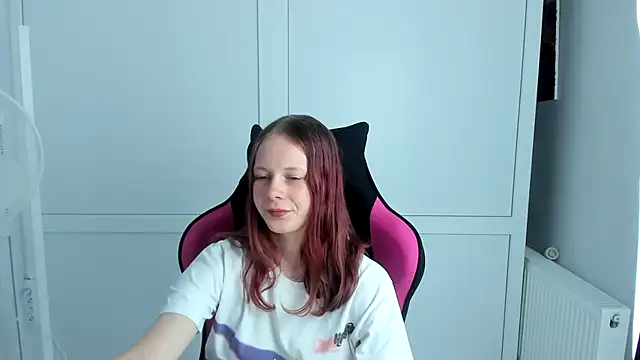 Skylar_spring webcam