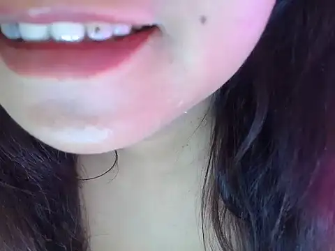 Kaya-Linkk live cam on StripChat