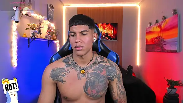 Damian_latinxxx live cam