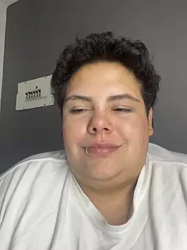 Hailey_Curvy anime face webcam