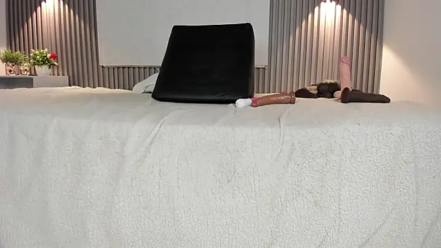 Zafiiraa live webcam show