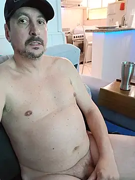 FocussedFreckle live sex cam
