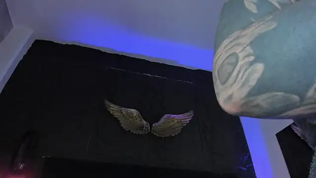 Rose_Blossom live webcam show