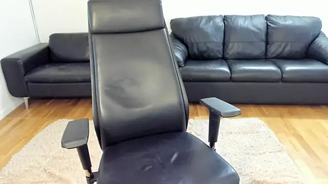 hornynalia (F milf) - make my pussy hole shake:) #squirt #milk