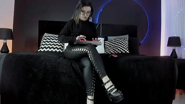 _Jade_16 webcam