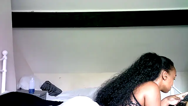 Hazel_Dollxx