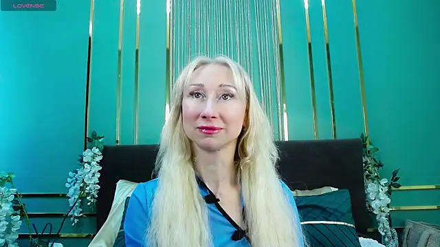 KissDreamm webcam