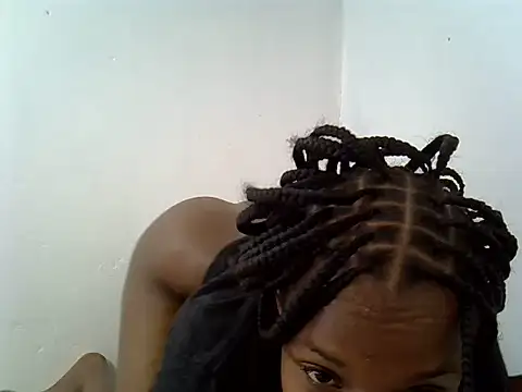Queenila webcam