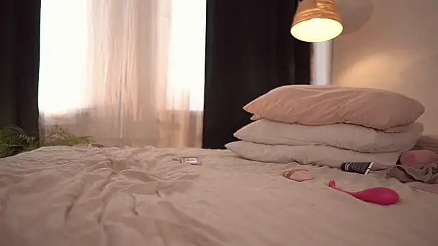 ifuckingtoy_ live webcam show