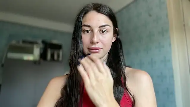 LiluMartiznir live cam on StripChat