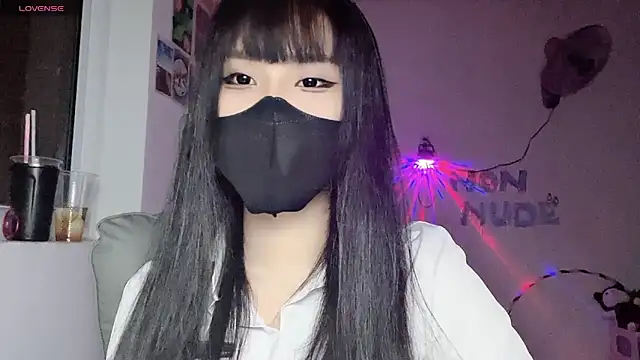 Tieu-May live webcam show