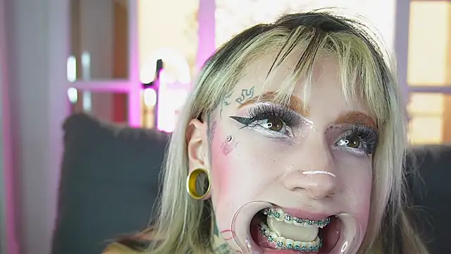 miss___angel webcam