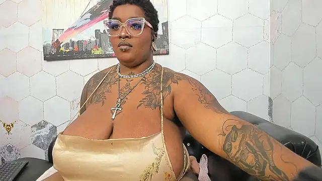 Anaa_Fuentess webcam