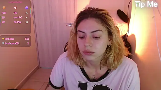 aprildumont webcam