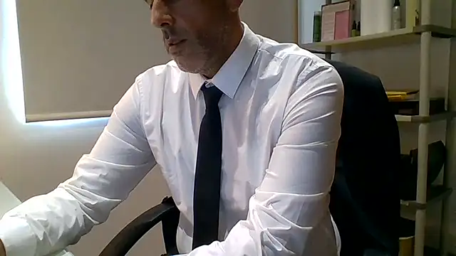 66MA69 live cam on StripChat