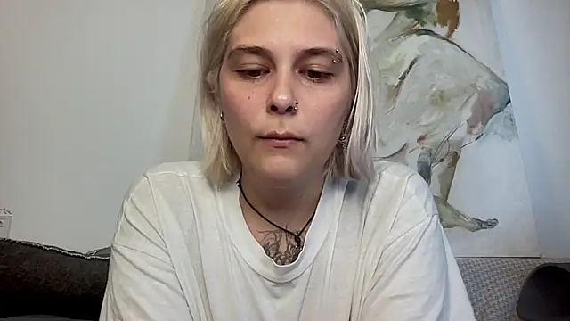 Ella_Bloom webcam