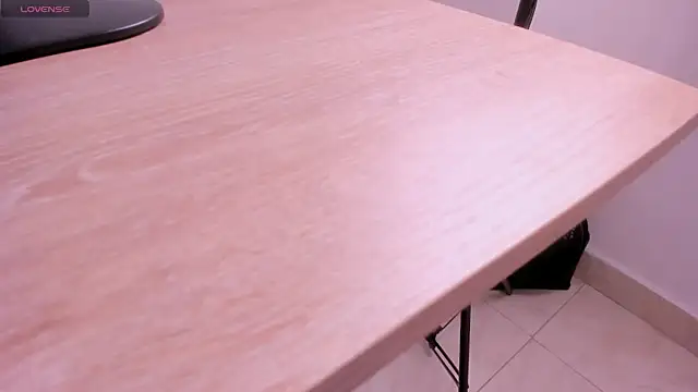 scarlet_boobs01 webcam