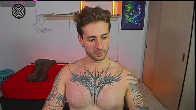 ARES_TATTO webcam