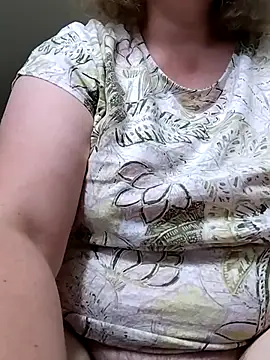xxSexyBushLinnxx webcam