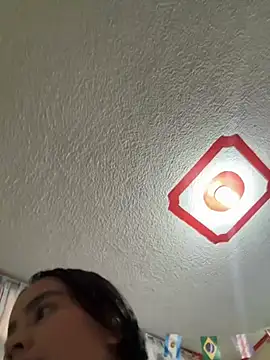 laure_torres live cam