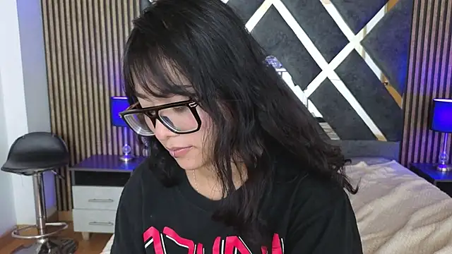 Amy_channel webcam