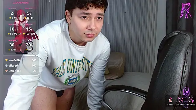 Julian_Smith21 webcam