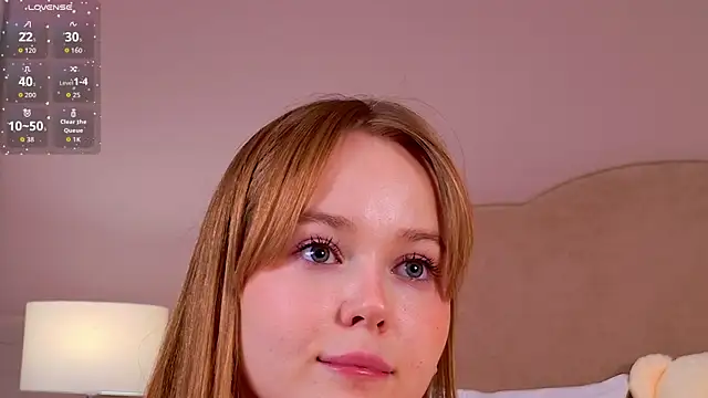 ElaraVance webcam