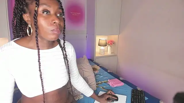TaylorBloom webcam