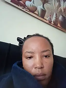BeautifulGia webcam