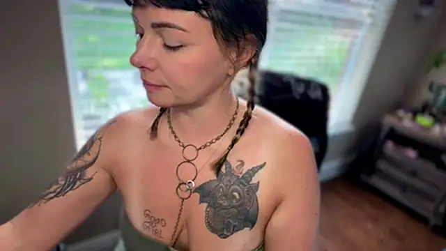 MarlaFknSinger webcam