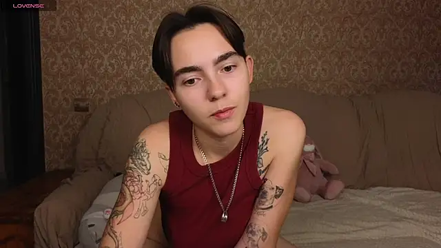 Lilihere_ webcam