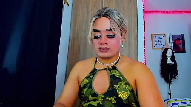 Amber_bigdick22 live cam