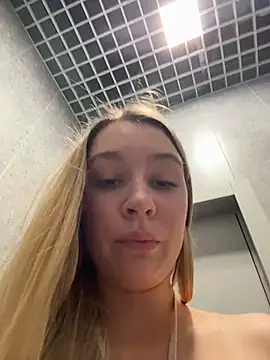 SashaCatt Live Web Cam Show