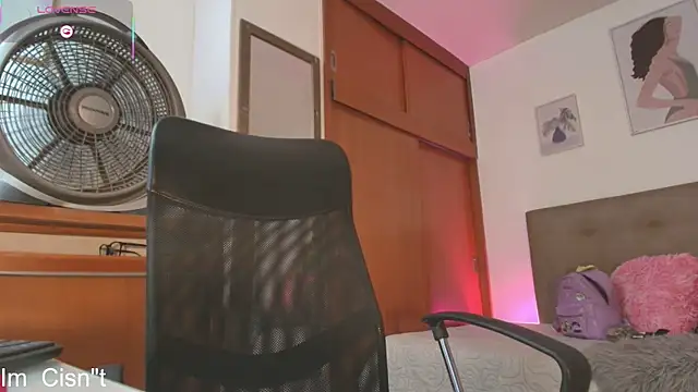 Miley_Baker webcam