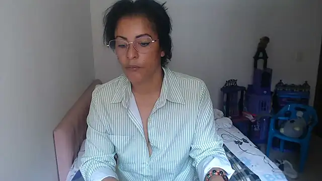 kateleyagrey webcam