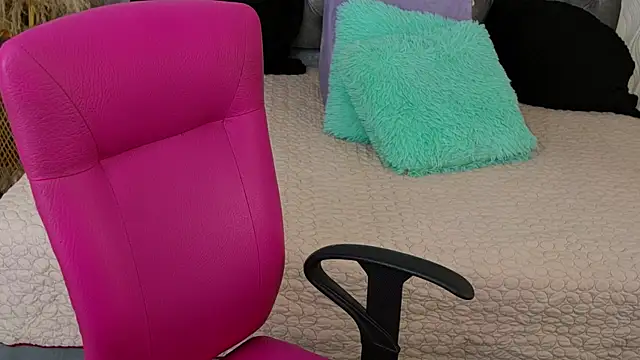 katt_eyes__ webcam