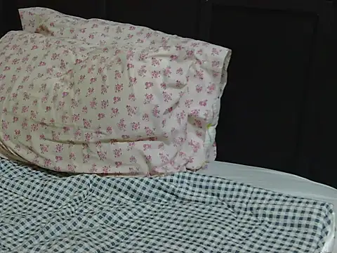kinkydolll webcam
