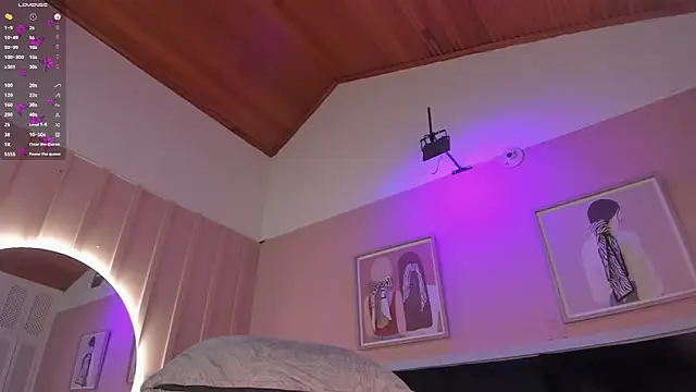 elodie_walker webcam