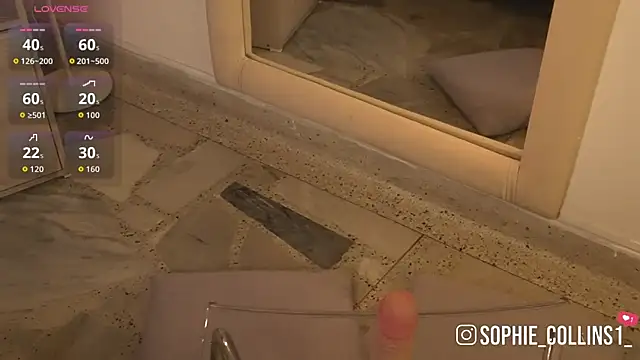 SophieCollins_1 webcam