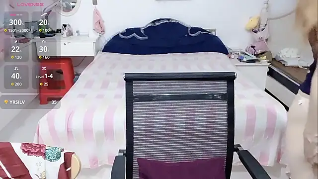 miaomiao-99 live cam on StripChat