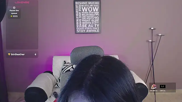 Bella_jh webcam