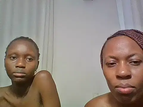 Cutie_blondiey webcam