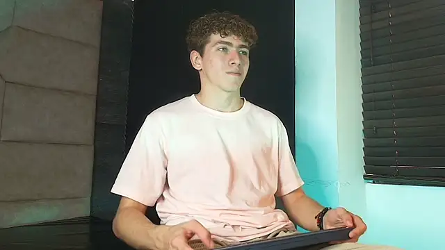 Tyler_Mcrey webcam